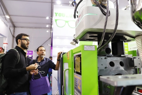2nd Taizhou (Duqiao) International Optics Fair bears fruit