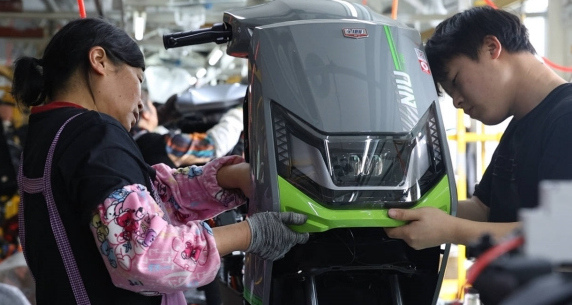 Huangyan propelling export of electric two-wheelers