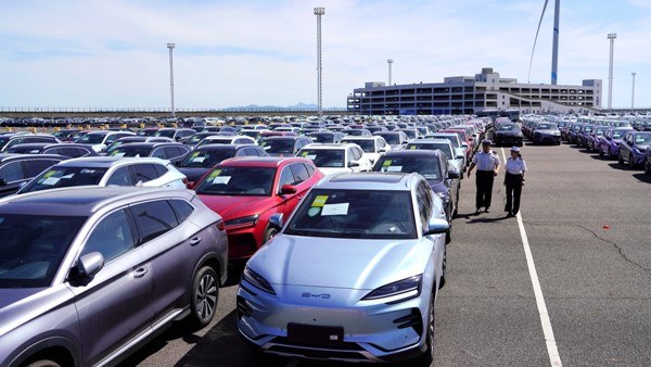 Car exports via Ningbo ports surge by 132% in May