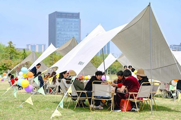 Jiaxing's consumption market shows strong growth in Q1
