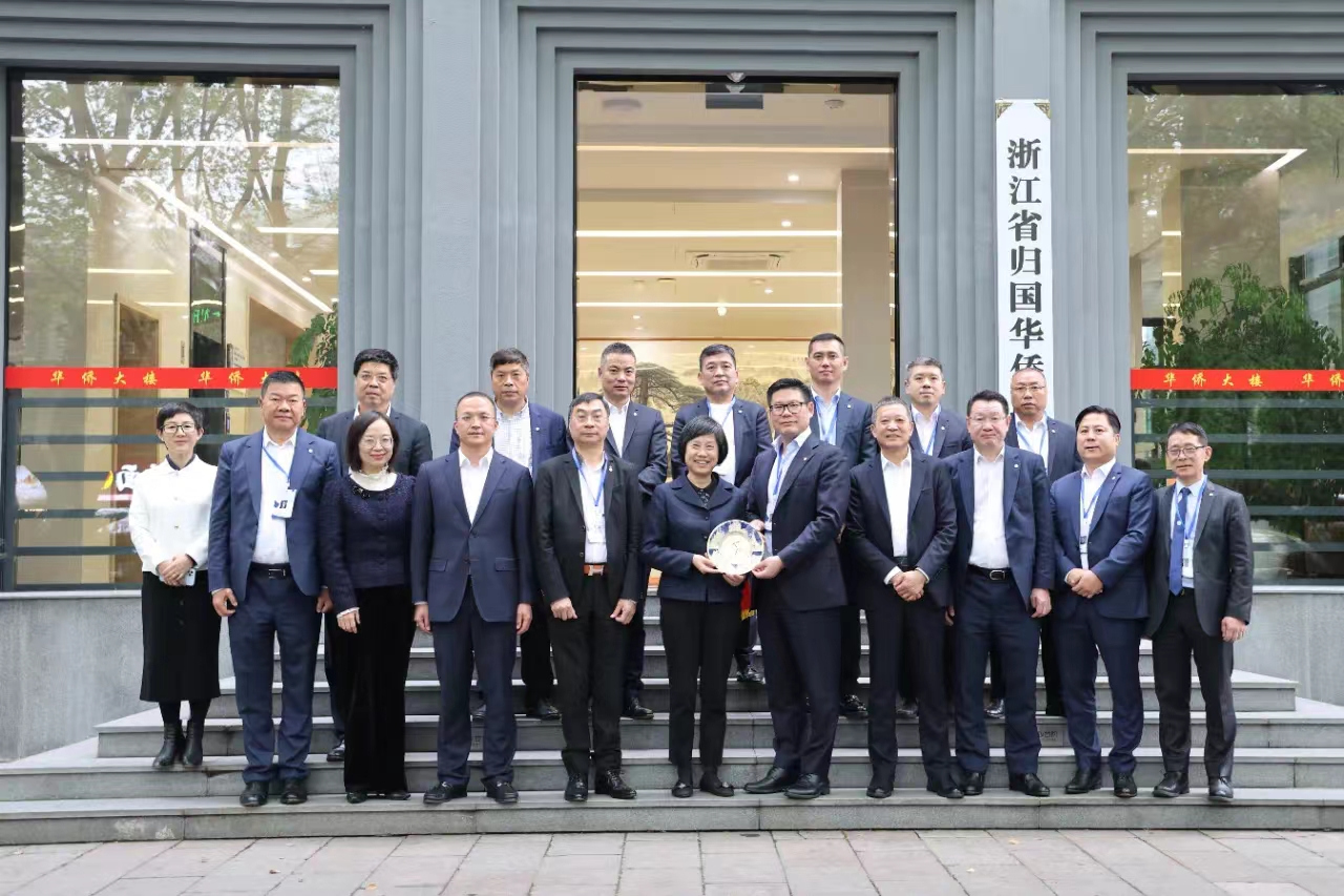 Delegation of Wenzhou Business Association in France visits Zhejiang