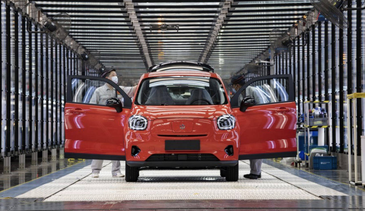China's Zhejiang looks to produce over 1.2 mln NEVs in 2025