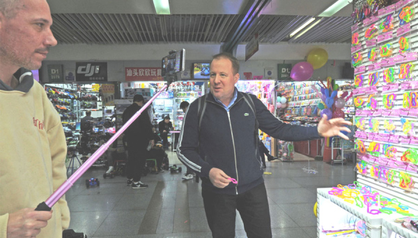 British businessman takes Chinese products to global markets