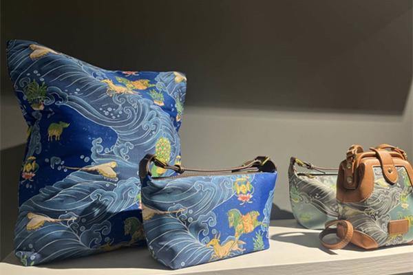 Jiaxing company revives ancient brocade with modern innovation