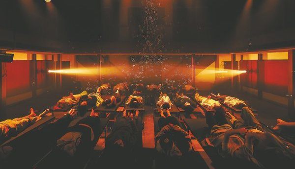 Theater that goes flat out