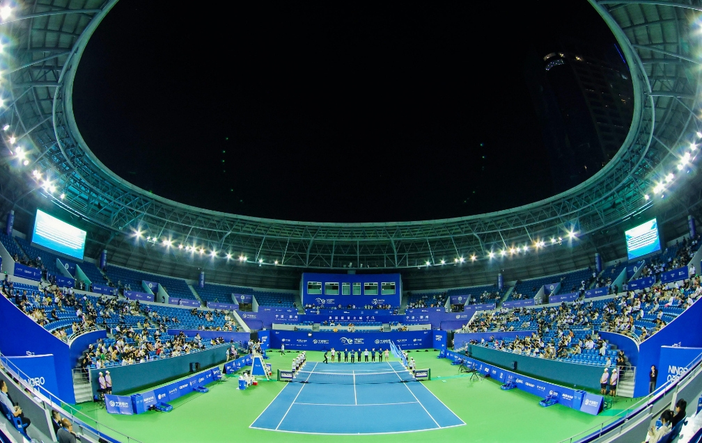 Tennis fever sweeps Ningbo schools