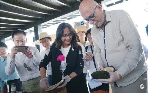 UN experts explore freshwater pearl farming in Huzhou