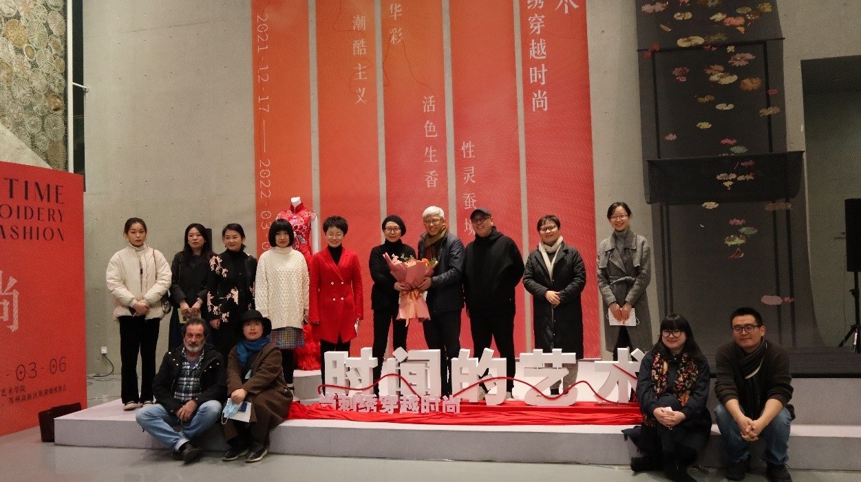 Exhibition in Hangzhou highlights the connection between fashion and embroidery