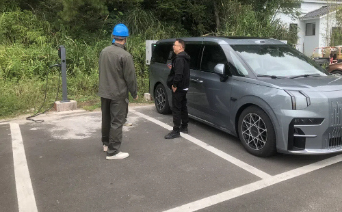 携手同行 共赢未来