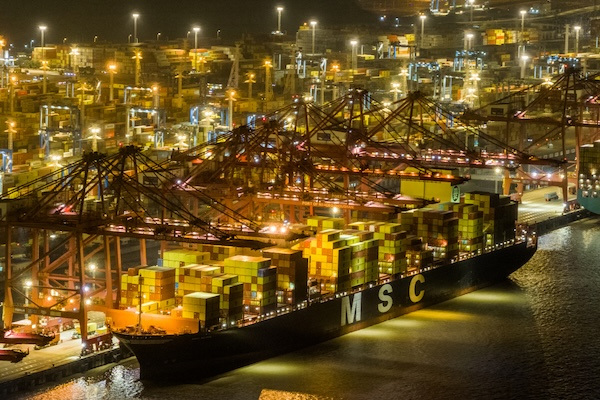 Ningbo becomes 3rd trillion-yuan private sector foreign trade city
