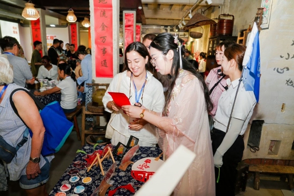 International delegation explores Huzhou's water conservancy heritage