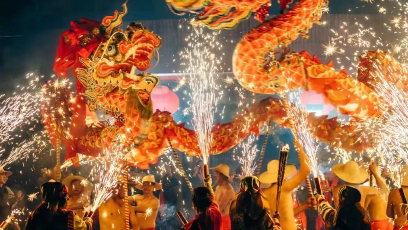 Zhejiang welcomes 30m visitors during Spring Festival holiday