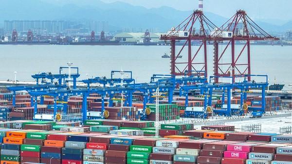 Zhejiang sees steady foreign trade growth in Jan-July