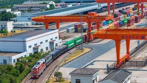Jinhua's direct sea-rail route to Chuanshan Port launched