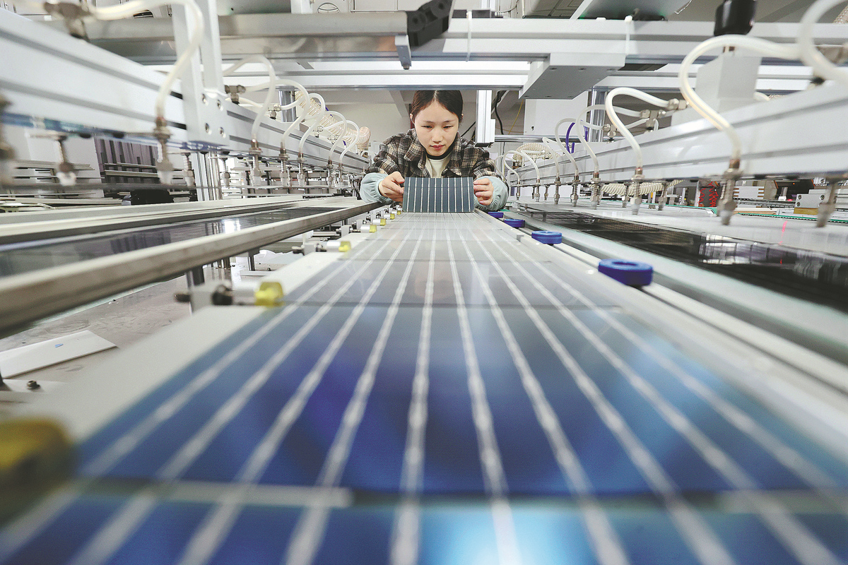 IT, high-tech makers power industry in Q1