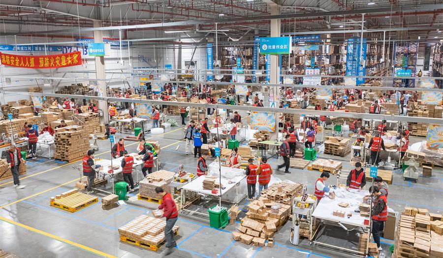 Small packages deliver big business in Zhejiang