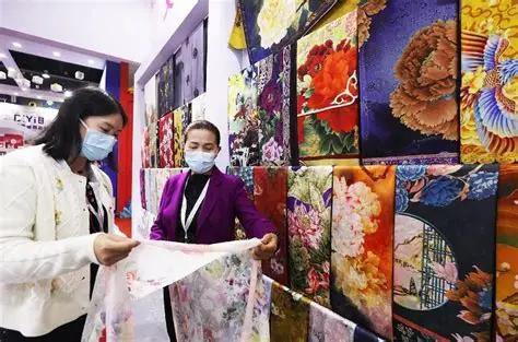Young designers reimagine small commodities at Yiwu international competition