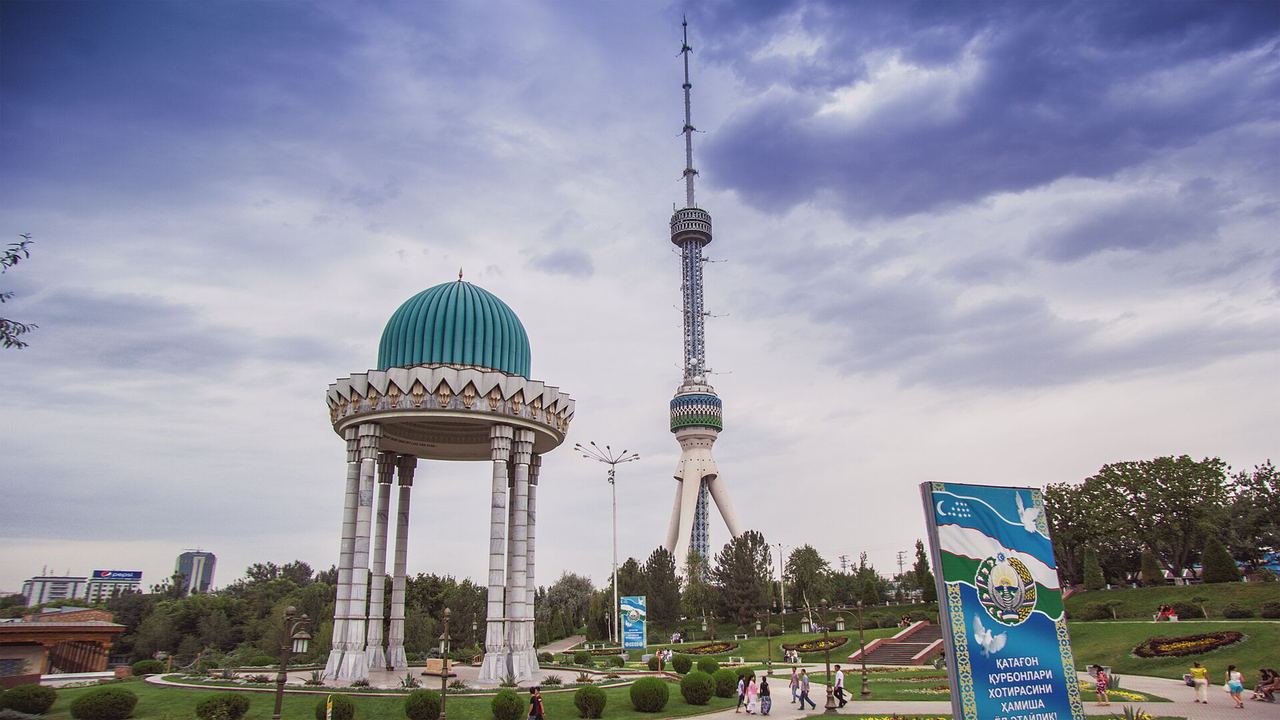 Jinhua promotes trade at Tashkent meeting