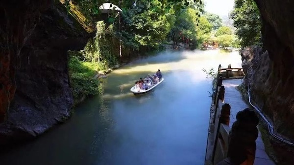 Cool off in Jinhua: Caves, rafting, and night tours