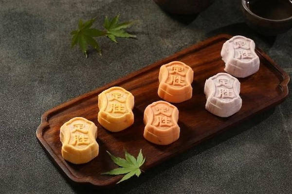 Wuzhen Dingsheng cake among Top Farmhouse Snacks in Zhejiang for 2024
