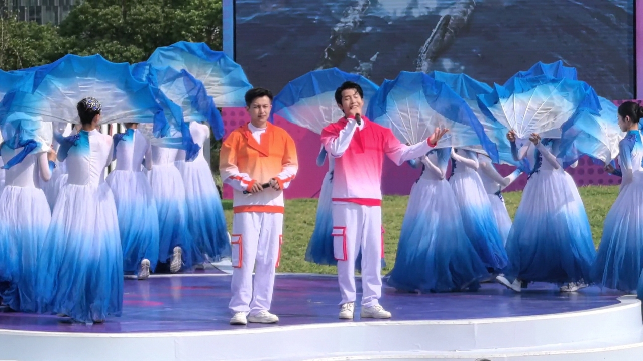 Asian Games Tour | The Torch Relay in Taizhou