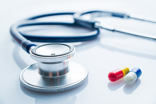 Q&A | Are patients with COVID-19 cured or healed by themselves? 新冠肺炎患者到底是自愈的还是治愈的？
