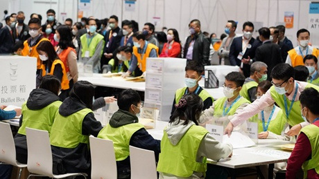 Official explains white paper on Hong Kong's democracy