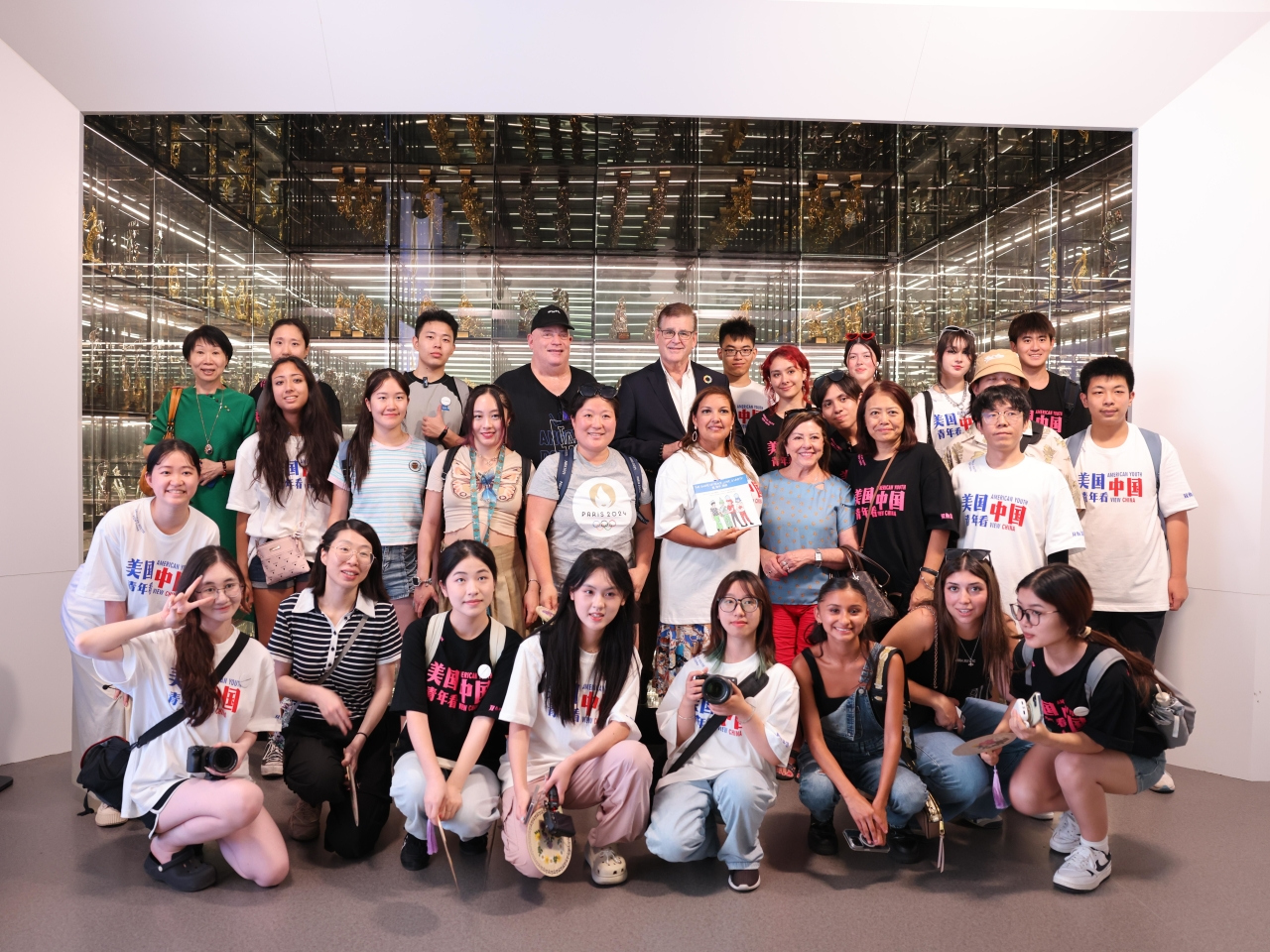 Global Eyes on Zhejiang丨ICN media group visits Hangzhou for cultural exchange