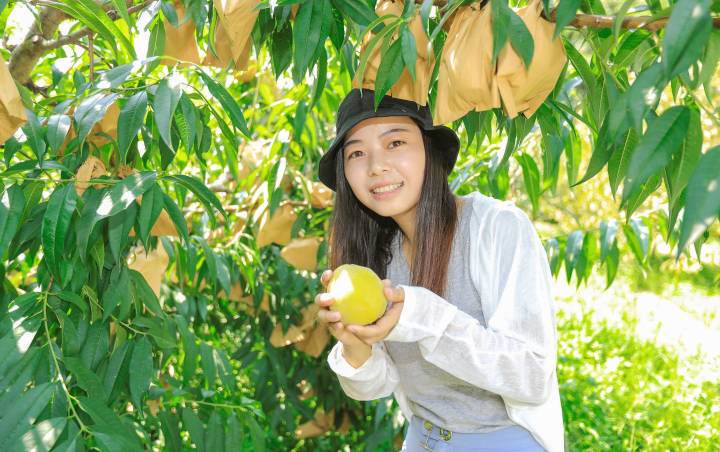 Wang Yuanyuan: Being a farmer is a cool thing