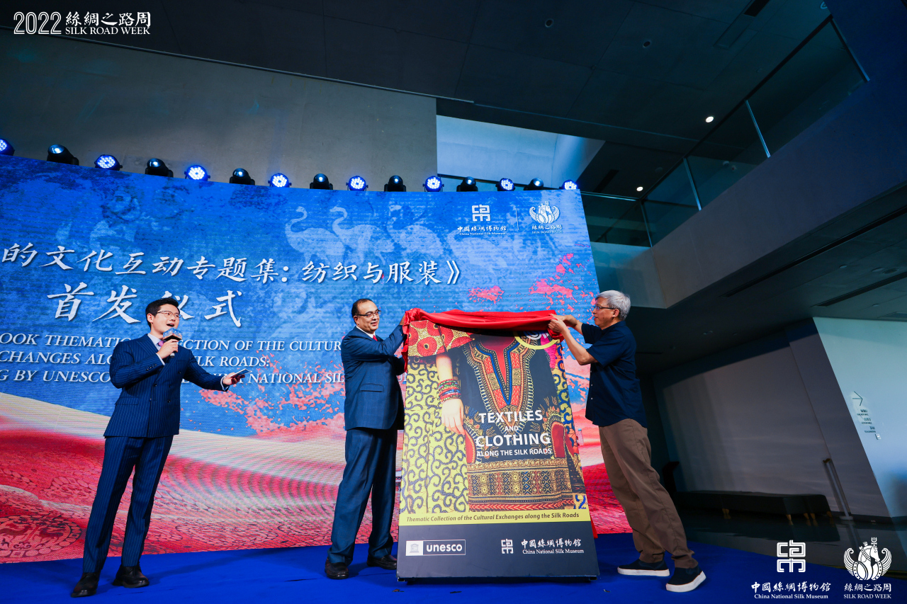China National Silk Museum and UNESCO co-launch thematic collection of the cultural exchanges along the Silk Roads