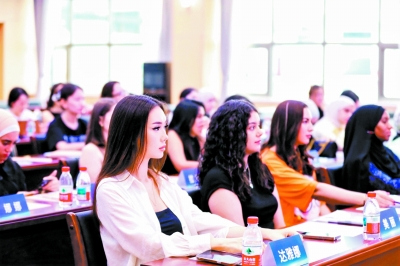 打开数字时代“她创业”的新视界 义乌这场国际“数字进修课”干货满满